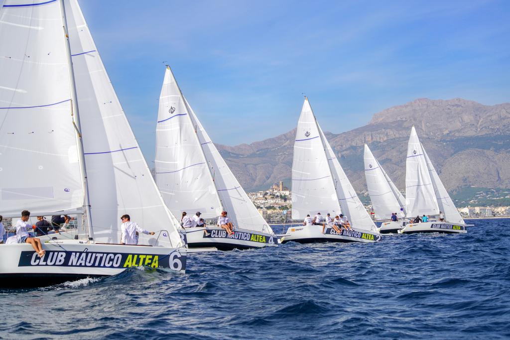 Vivir y saborear el mar de Altea en una misma travesía