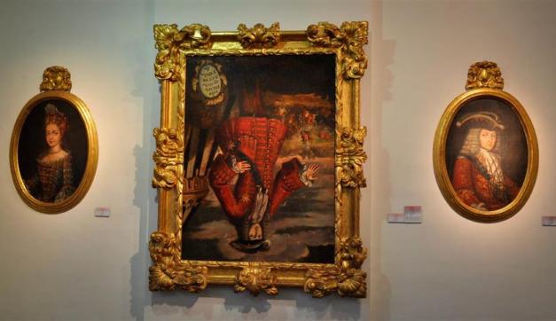 El retrato de Felipe V regresa a Xàtiva restaurado y boca abajo 318 años después